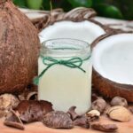 4 Reasons Why You Should Be Using Coconut Oil